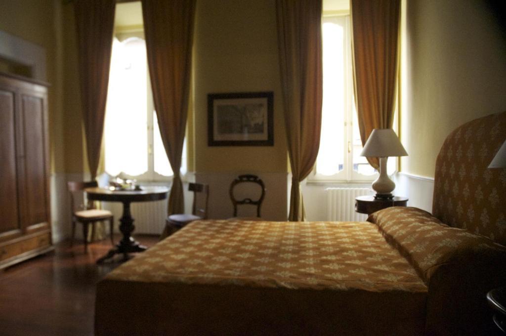 Relais Teatro Argentina Bed & Breakfast Roma Phòng bức ảnh