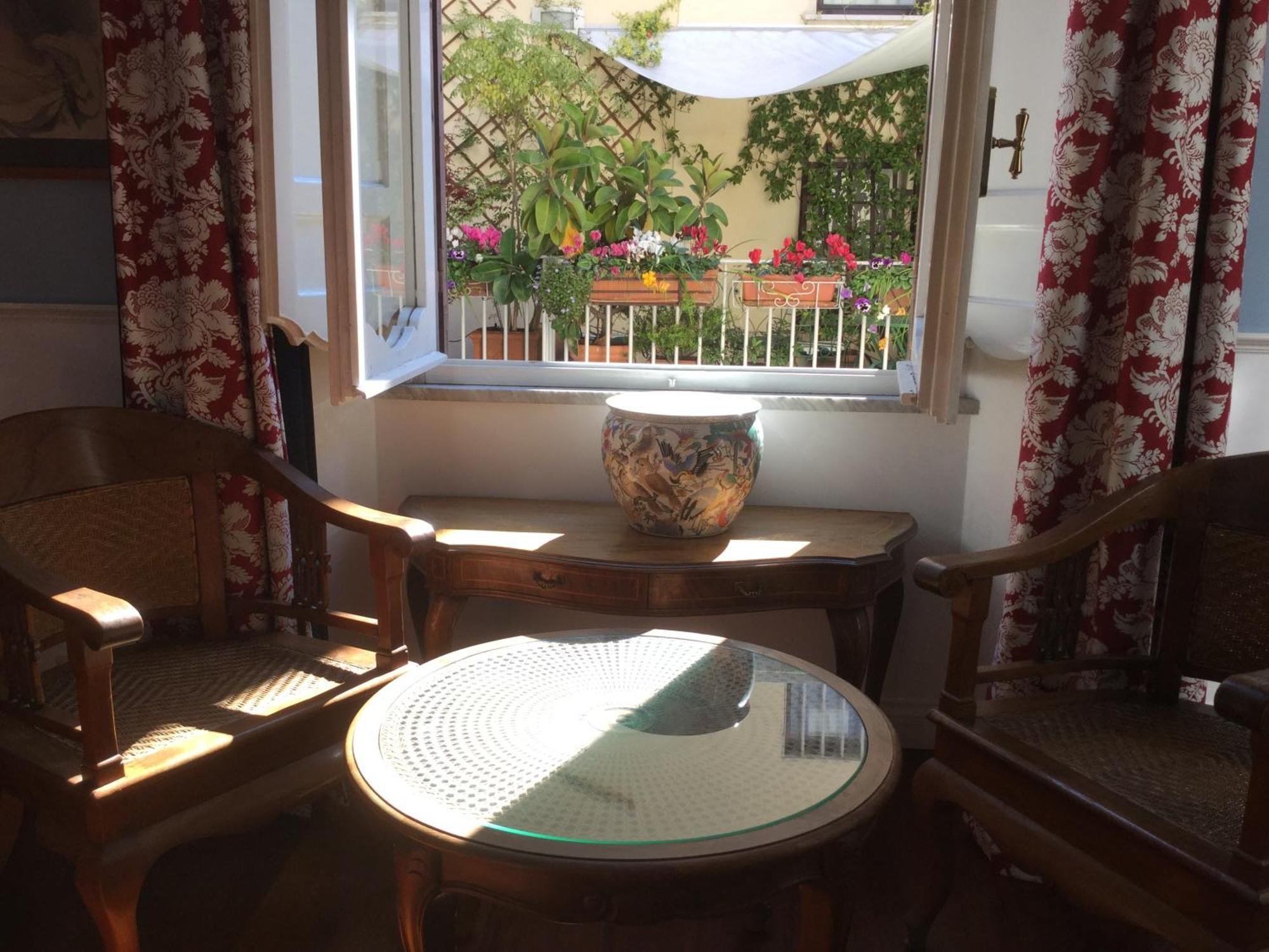 Relais Teatro Argentina Bed & Breakfast Roma Ngoại thất bức ảnh